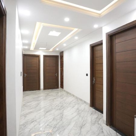 Vibe Hotel Ноида Екстериор снимка